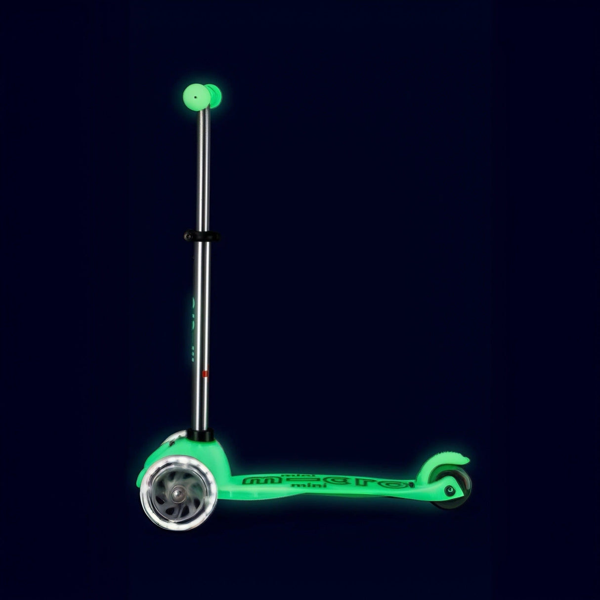 Micro Kick Scooter Mini Deluxe Glow LED 3 Wheel Scooter